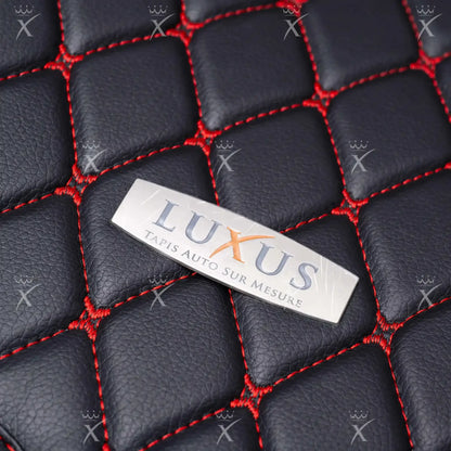 Tapis De Sol 3D Sur Mesure Premium Luxus – Motif Losange Noir avec Surpiqûres Rouges