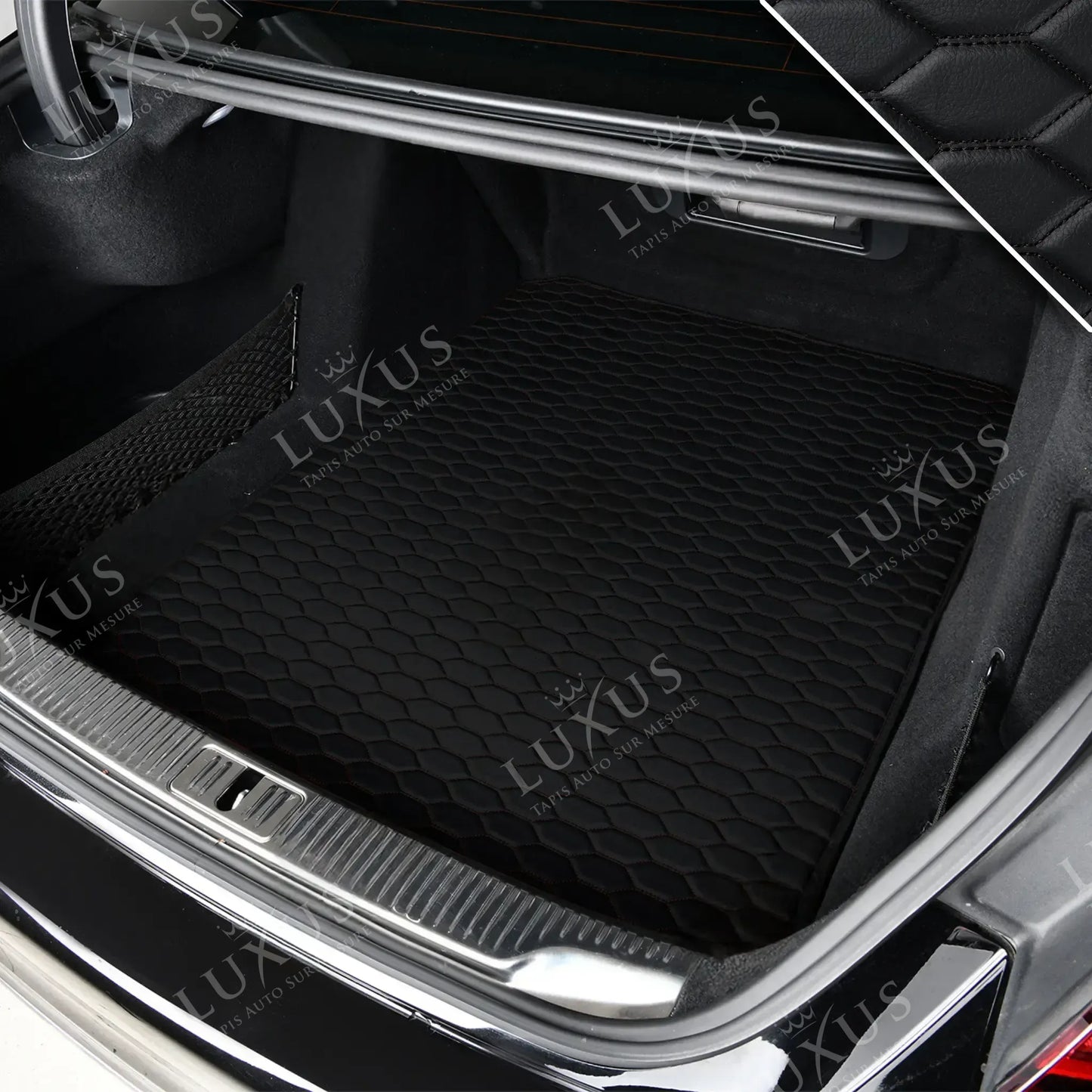 Tapis de Coffre sur Mesure Premium Luxus – Motif Nid d’Abeille Noir avec Surpiqûres Noires