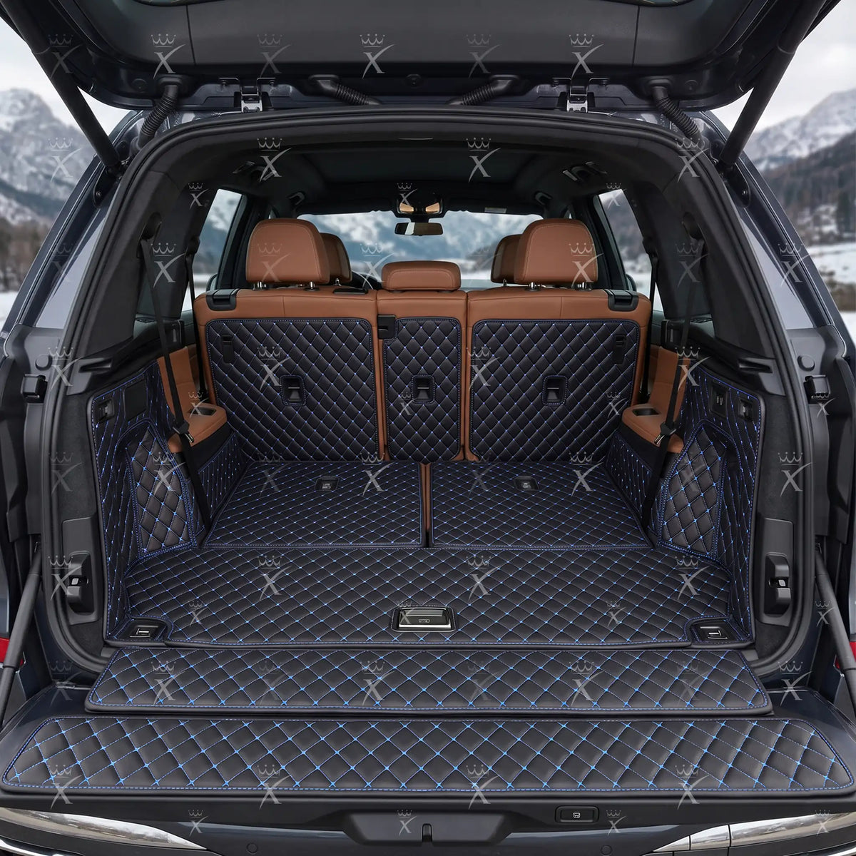 Tapis de Coffre 3D Intégral sur Mesure Premium Luxus – Motif Losange Noir avec Surpiqûres Bleues