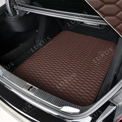 Tapis de Coffre sur Mesure Premium Luxus – Motif Nid d’Abeille Marron Chocolat