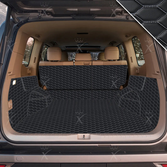 Tapis de Coffre 3D Intégral sur Mesure Premium Luxus – Motif Nid d’Abeille Noir avec Surpiqûres Blanches